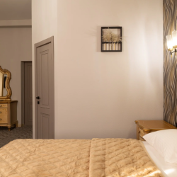 4-местный номер люкс улучшенный