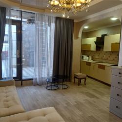 Номер люкс улучшенный с 1 двуспальной кроватью