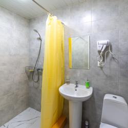 Комната стандарт с 1 двуспальной кроватью