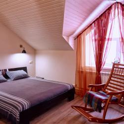 Семейный номер с собственной ванной комнатой