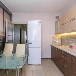 Фото Апартаменты на улице Спортивная 9/1