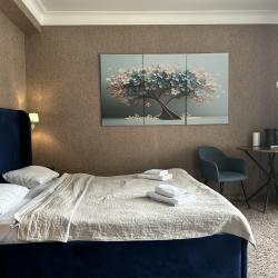 Номер улучшенный с 1 двуспальной кроватью Уют-2