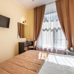 Комната стандарт с 1 двуспальной кроватью