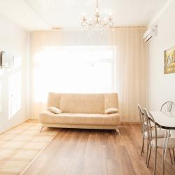 Фото Апартаменты на улице Максима Горького 42А