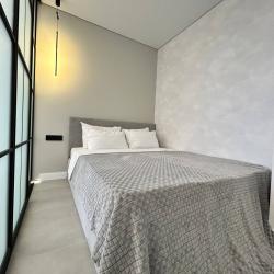 Фото Отель Smile Apartments (Смайл Апартментс) на улице Соколова 68/118c1