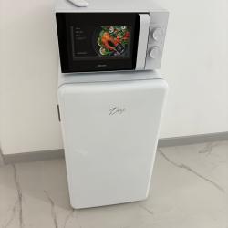 Номер делюкс комфорт с 2 односпальными и 1 двуспальной кроватью