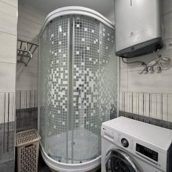 Фото Отель на три ночи на Ленина 290/6