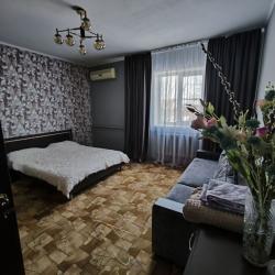 Коттедж стандарт с 2 двуспальными кроватями