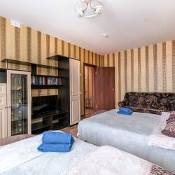 Фото Апартаменты на улице Титова 234/1