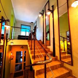 Фото Отель Themed Apartments (Зимд Апартментс) 
