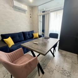 Фото Апартаменты Housevip на улице Рогожникова 19/3