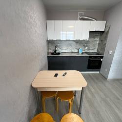 Фото Апартаменты Камбарская 94/3