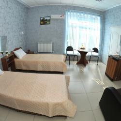 Номер улучшенный семейный с 2 односпальными кроватями