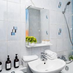 Фото Апартаменты Абриго на улице Серафимы Дерябиной 30Б