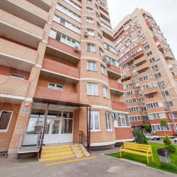 Фото Апартаменты на улице Казбекская 19