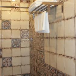 Номер стандарт с 1 двуспальной кроватью