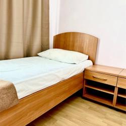 Номер стандарт с 2 односпальными кроватями и дополнительным местом
