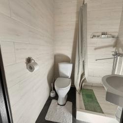 Номер стандарт с 1 двуспальной кроватью