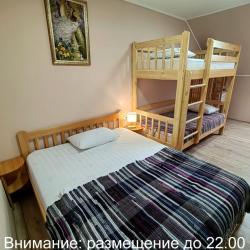 3-местный номер стандарт с 1 односпальной и 1 двуспальной кроватью