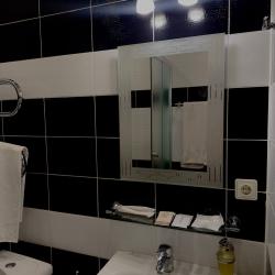 Номер стандарт эконом с 1 двуспальной кроватью