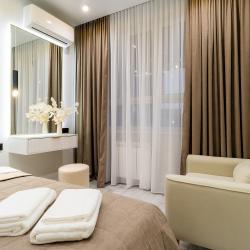 Фото Апартаменты на улице Родионова 178