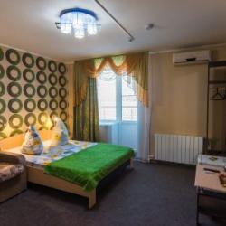 4-местный номер комфорт улучшенный с 1 двуспальной кроватью