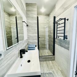 Фото Апартаменты Apart Vl (Апарт ВЛ) на улице Прапорщика Комарова 34