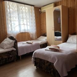 Комната стандарт с 5 односпальными кроватями