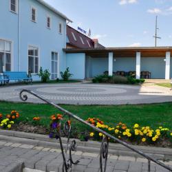 Фото Отель Парус