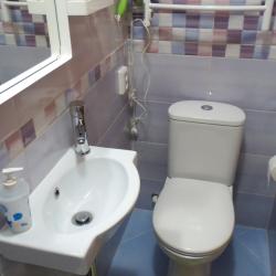 Фото Отель ApartUnit (АпартЮнит) на улице Челюскинцев