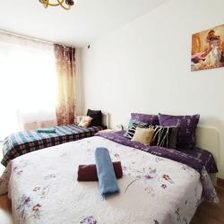 Фото Отель Live in comfort на бульваре Строителей 3