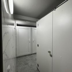 Кровать в 12-местном общем мужском номере (общие удобства)