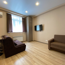 Апартаменты эконом г. Сочи, ул. Крымская 89, кв. 649