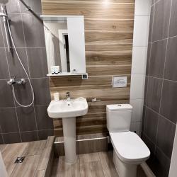 Комната стандарт с 2 односпальными кроватями (без окна)