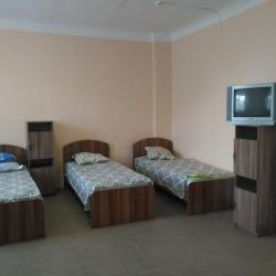 Кровать в 5-местном общем номере