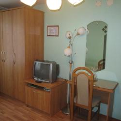 Номер с 2 односпальными кроватями (удобства на этаже)