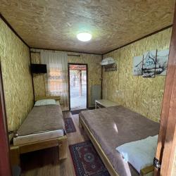 Фото Отель Гостевые домики Огонек