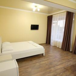 2-местный номер стандарт комфорт с 1 двуспальной кроватью