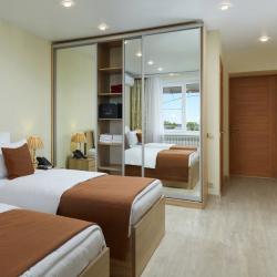 Фото Отель Saint Lake (Саинт Лейк)