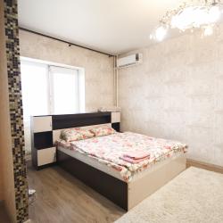 Фото Отель Pryanik Apartments (Пряник Апартментс) на улице Михеева 29