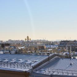 Номер полулюкс бизнес с 1 двуспальной кроватью