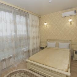 Номер стандарт с 1 двуспальной кроватью