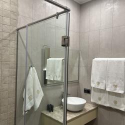 Номер улучшенный стандарт с 1 двуспальной кроватью