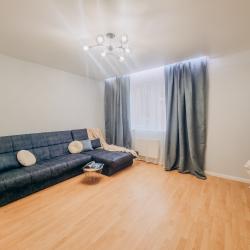 Фото Отель LovelyHome 39 (ЛавлиХоум 39) на улице Комсомольская 77
