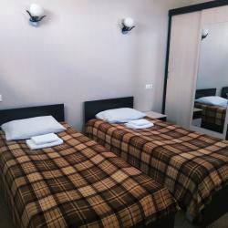 Номер стандарт с 2 односпальными кроватями (с завтраком)