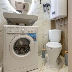 Фото Отель Метры в центре на улице Жуковского 7-9