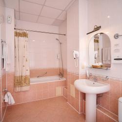 Центральный by USTA Hotels — 8383f220eaea01544d45c5f85db65700
