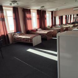 Кровать в 7-местном общем номере