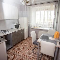 Фото Апартаменты на улице Токарева 18