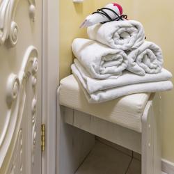 Фото Отель Стрелка на улице Бурнаковская 115